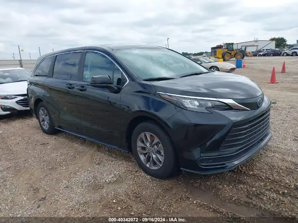 5TDKRKEC6RS189230 2024 TOYOTA SIENNA - Image 1