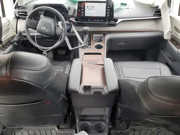 5TDKRKEC6RS194217 2024 TOYOTA SIENNA - Image 8