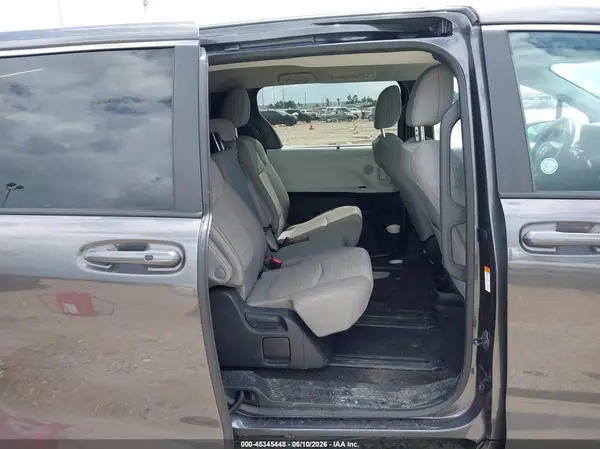 5TDKRKEC6SS225214 2025 TOYOTA SIENNA - Image 8