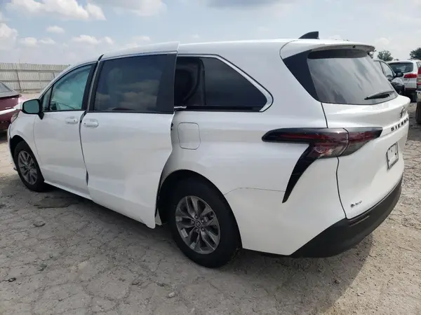5TDKRKEC6SS250193 2025 TOYOTA SIENNA - Image 2