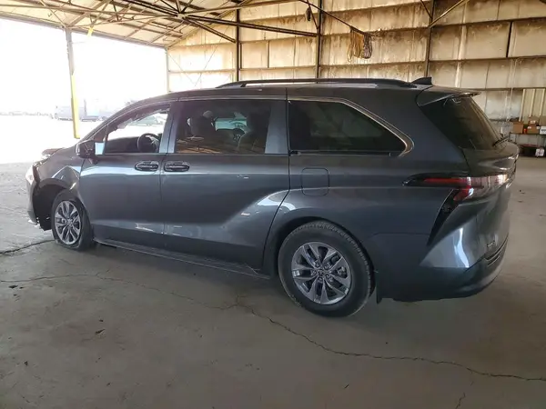 5TDKRKEC6SS254373 2025 TOYOTA SIENNA - Image 2