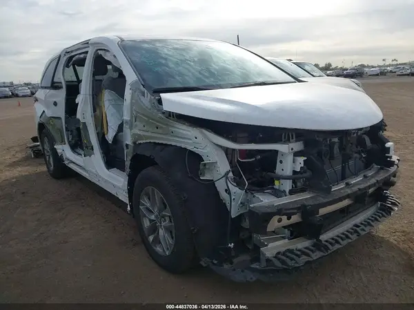 5TDKRKEC6SS266832 2025 TOYOTA SIENNA - Image 1