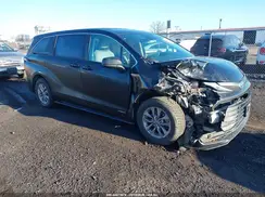 5TDKRKEC7MS009360 2021 TOYOTA SIENNA