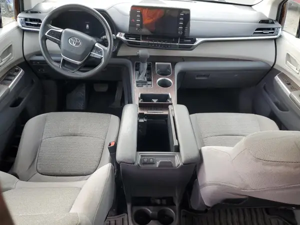 5TDKRKEC7MS020388 2021 TOYOTA SIENNA - Image 8