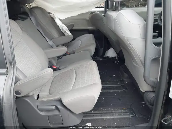 5TDKRKEC7MS031200 2021 TOYOTA SIENNA - Image 8