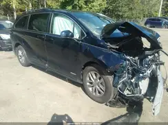 5TDKRKEC7MS037675 2021 TOYOTA SIENNA
