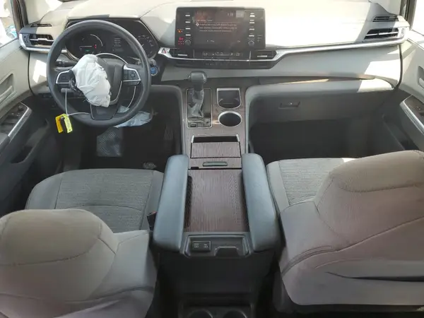 5TDKRKEC7MS045212 2021 TOYOTA SIENNA - Image 8