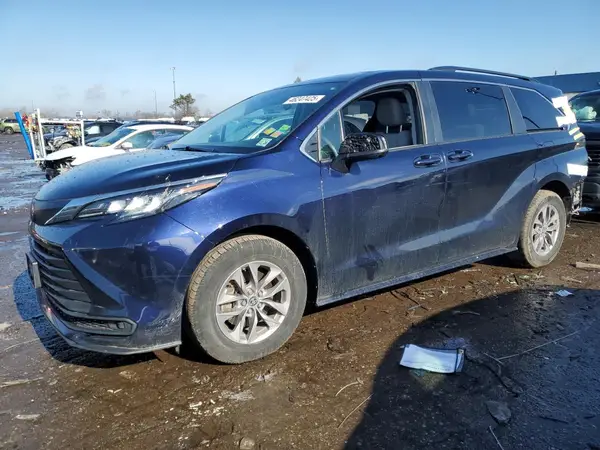 5TDKRKEC7NS076963 2022 TOYOTA SIENNA - Image 1