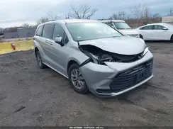 5TDKRKEC7NS081550 2022 TOYOTA SIENNA