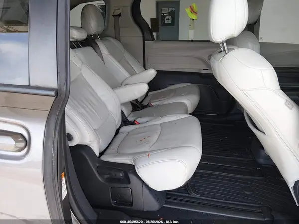 5TDKRKEC7NS101425 2022 TOYOTA SIENNA - Image 8