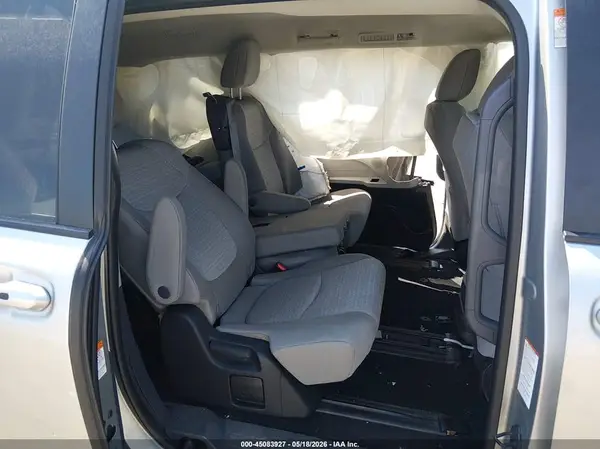 5TDKRKEC7NS111064 2022 TOYOTA SIENNA - Image 8