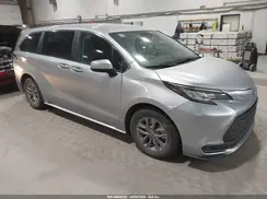 5TDKRKEC7PS165659 2023 TOYOTA SIENNA