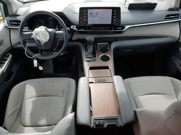 5TDKRKEC7PS172398 2023 TOYOTA SIENNA - Image 8