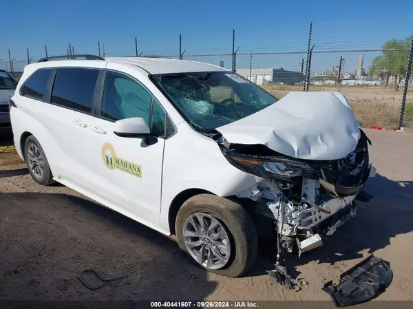 5TDKRKEC7PS174507 2023 TOYOTA SIENNA - Image 1