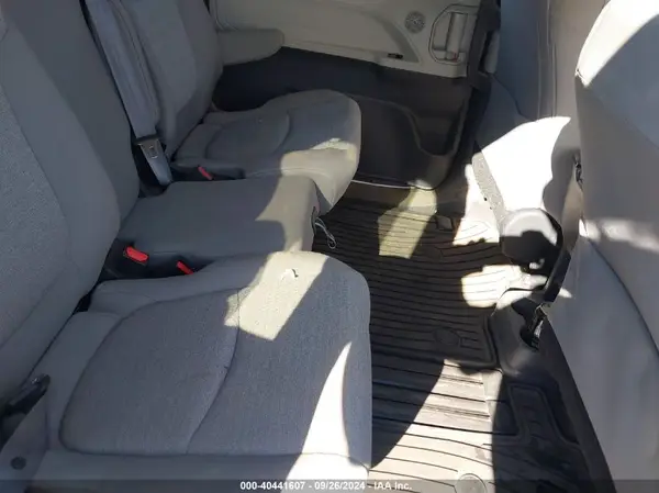 5TDKRKEC7PS174507 2023 TOYOTA SIENNA - Image 8