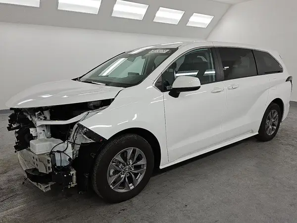 5TDKRKEC7RS190662 2024 TOYOTA SIENNA - Image 1