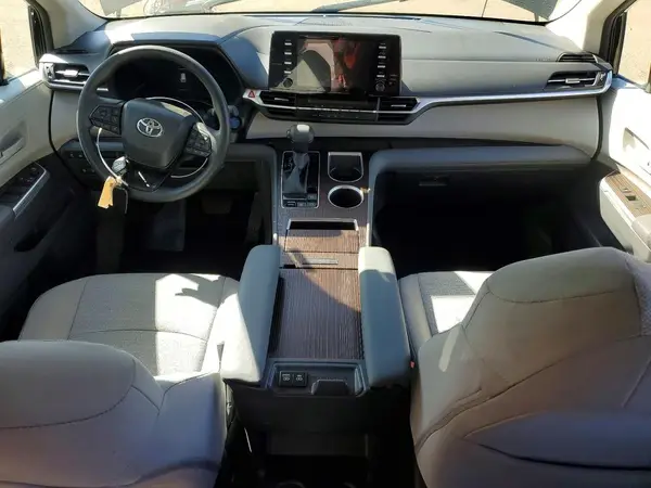 5TDKRKEC7RS210456 2024 TOYOTA SIENNA - Image 8