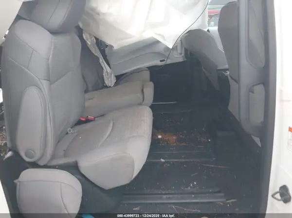 5TDKRKEC7SS270761 2025 TOYOTA SIENNA - Image 8