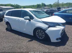 5TDKRKEC8MS046398 2021 TOYOTA SIENNA