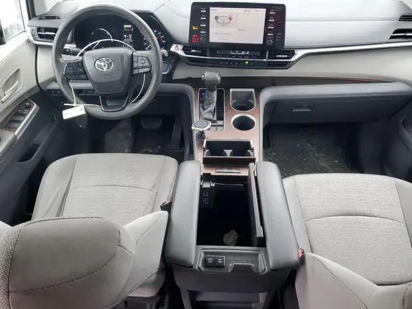 5TDKRKEC8NS087583 2022 TOYOTA SIENNA - Image 8