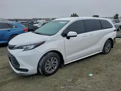 5TDKRKEC8NS109677 2022 TOYOTA SIENNA