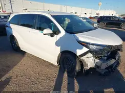 5TDKRKEC8NS112840 2022 TOYOTA SIENNA