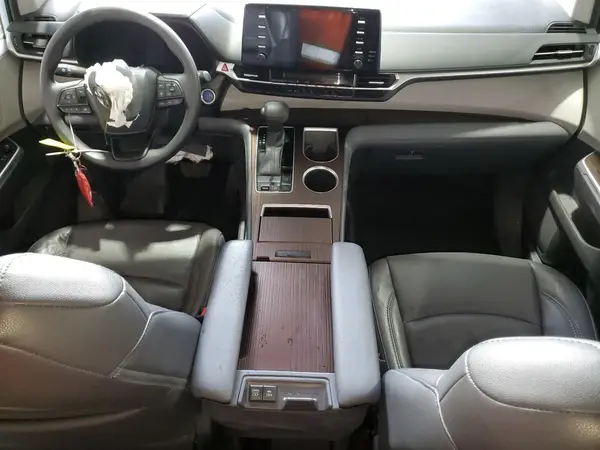 5TDKRKEC8NS123112 2022 TOYOTA SIENNA - Image 8
