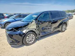 5TDKRKEC8NS129072 2022 TOYOTA SIENNA
