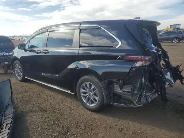 5TDKRKEC8PS152628 2023 TOYOTA SIENNA - Image 2