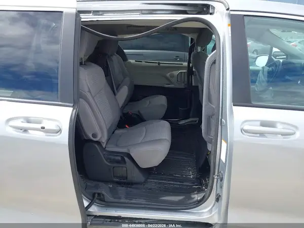 5TDKRKEC8PS162768 2023 TOYOTA SIENNA - Image 8