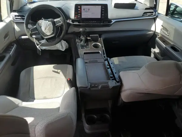 5TDKRKEC9MS012096 2021 TOYOTA SIENNA - Image 8