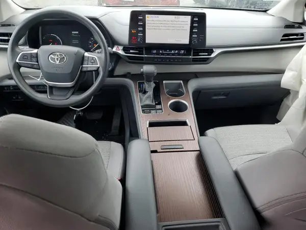 5TDKRKEC9MS025138 2021 TOYOTA SIENNA - Image 8