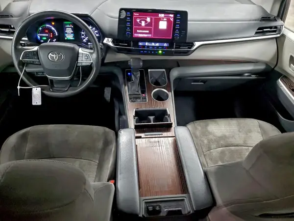 5TDKRKEC9MS029979 2021 TOYOTA SIENNA - Image 8