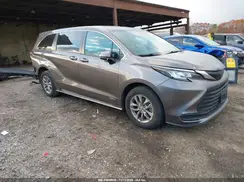 5TDKRKEC9MS032378 2021 TOYOTA SIENNA