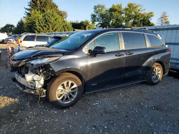 5TDKRKEC9MS034910 2021 TOYOTA SIENNA - Image 1