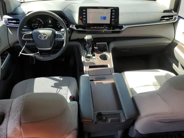 5TDKRKEC9MS048080 2021 TOYOTA SIENNA - Image 8