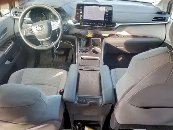 5TDKRKEC9MS049424 2021 TOYOTA SIENNA - Image 8