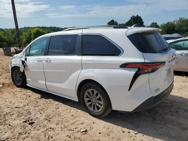 5TDKRKEC9MS065509 2021 TOYOTA SIENNA - Image 2