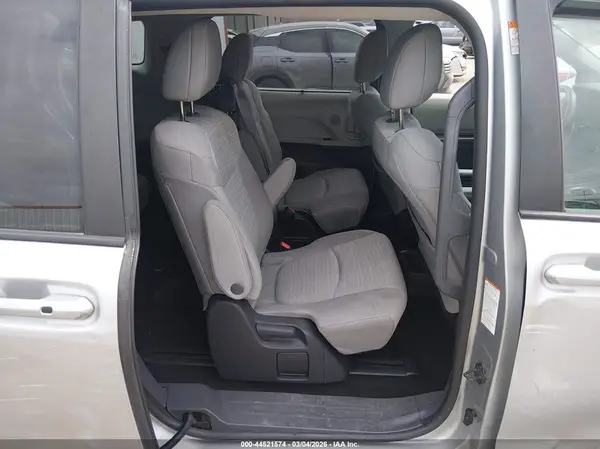 5TDKRKEC9NS104259 2022 TOYOTA SIENNA - Image 8