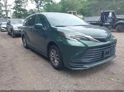 5TDKRKEC9NS112961 2022 TOYOTA SIENNA