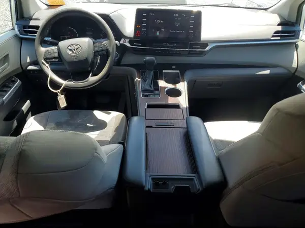 5TDKRKEC9NS115746 2022 TOYOTA SIENNA - Image 8