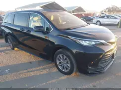 5TDKRKEC9NS123281 2022 TOYOTA SIENNA