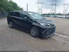 5TDKRKEC9NS131767 2022 TOYOTA SIENNA
