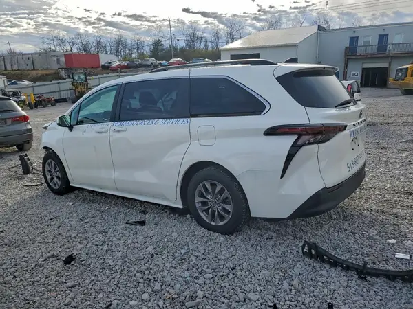5TDKRKEC9PS175903 2023 TOYOTA SIENNA - Image 2