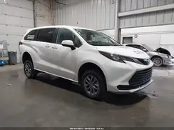 5TDKRKEC9RS190579 2024 TOYOTA SIENNA