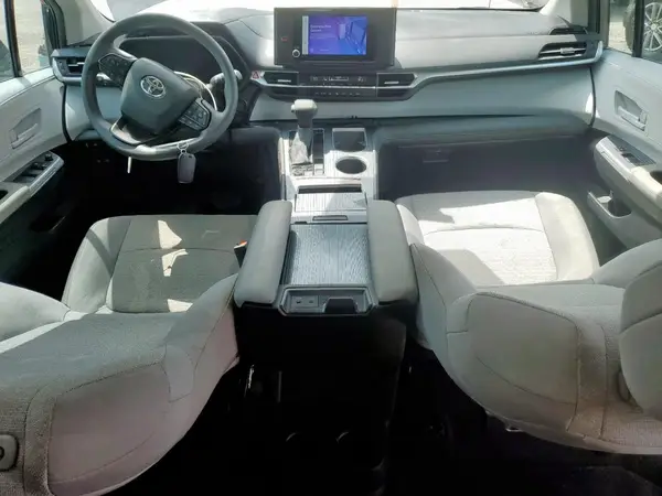 5TDKRKEC9SS241438 2025 TOYOTA SIENNA - Image 8