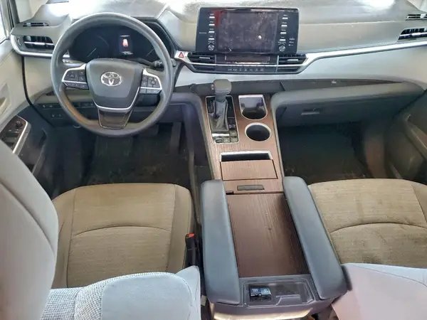 5TDKRKECXMS002676 2021 TOYOTA SIENNA - Image 8