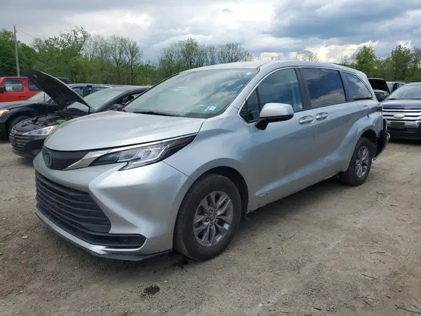 5TDKRKECXMS029554 2021 TOYOTA SIENNA - Image 1