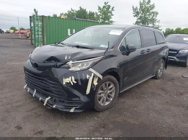 5TDKRKECXNS087021 2022 TOYOTA SIENNA - Image 2