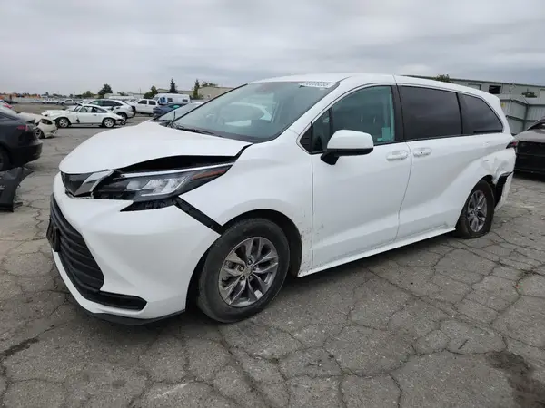 5TDKRKECXNS102875 2022 TOYOTA SIENNA - Image 1